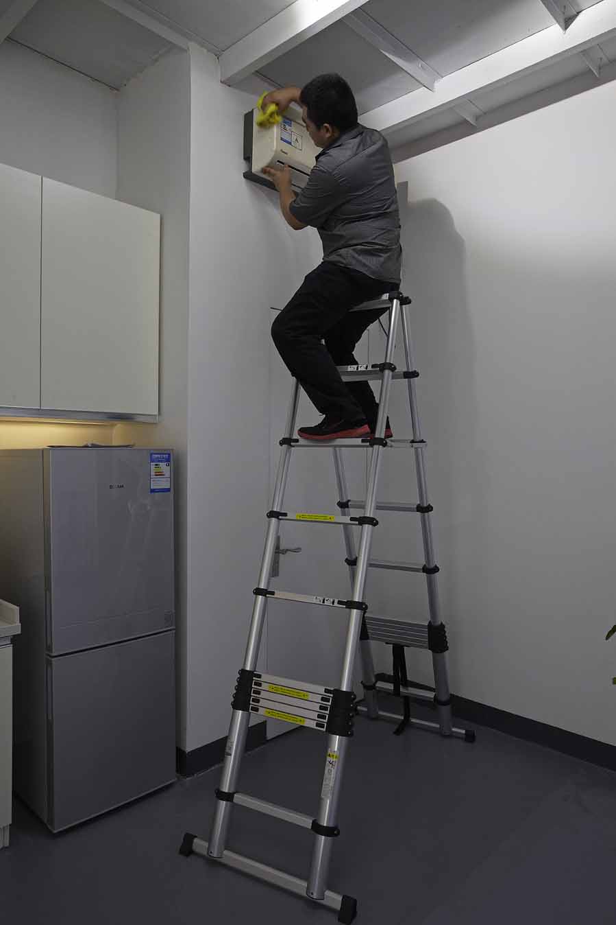 ����������