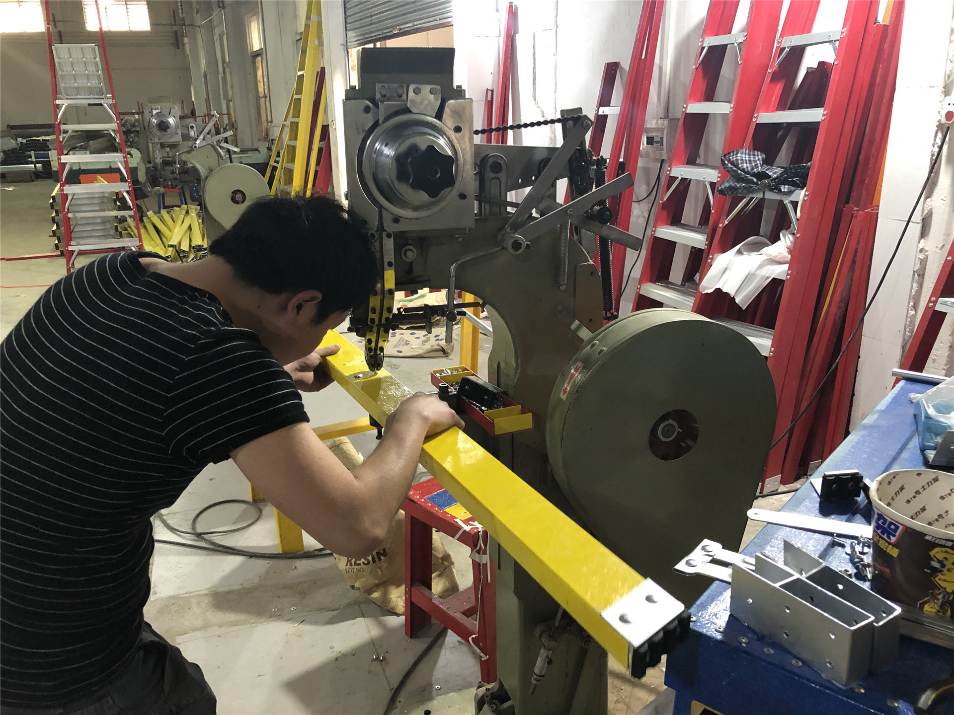 ������ȫ��